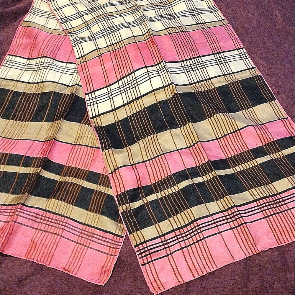 Fabulous large vintage Echo scarf plaid design
